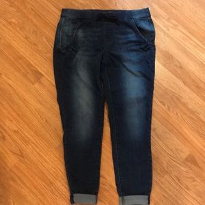 Levi denizen low rise joggers